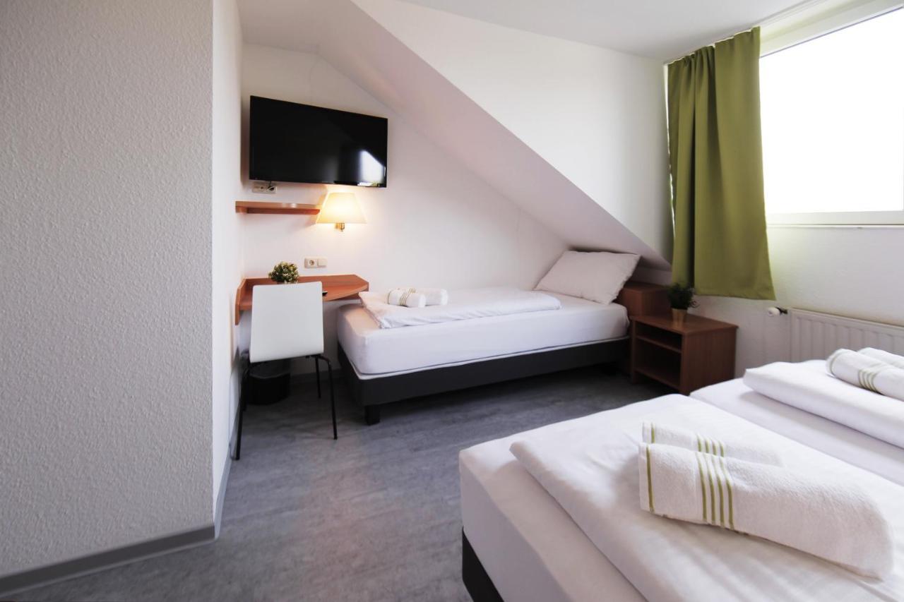 Bp24 Hotel Aachen Kültér fotó